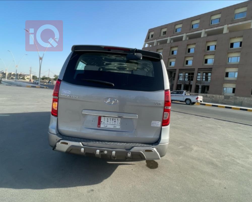 هیوندای ستاركس